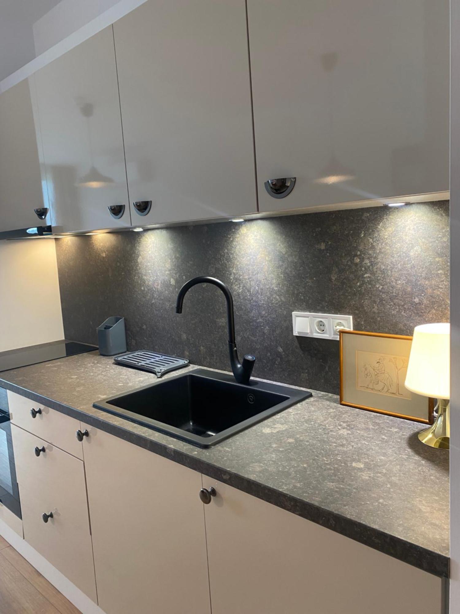 Mycampus Unwe Studentski Mountain Views Modern Kitchen Equipment โซเฟีย ภายนอก รูปภาพ