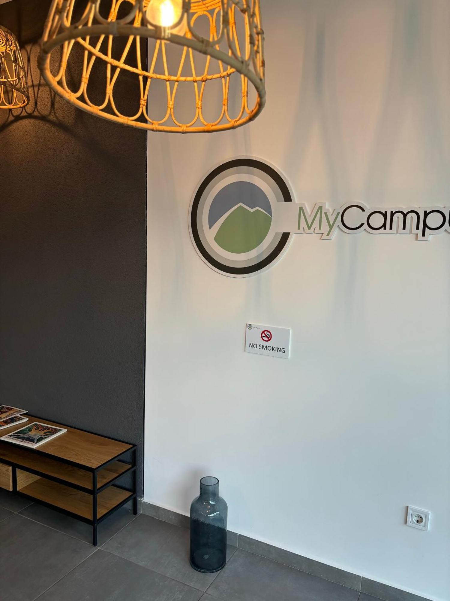 Mycampus Unwe Studentski Mountain Views Modern Kitchen Equipment โซเฟีย ภายนอก รูปภาพ